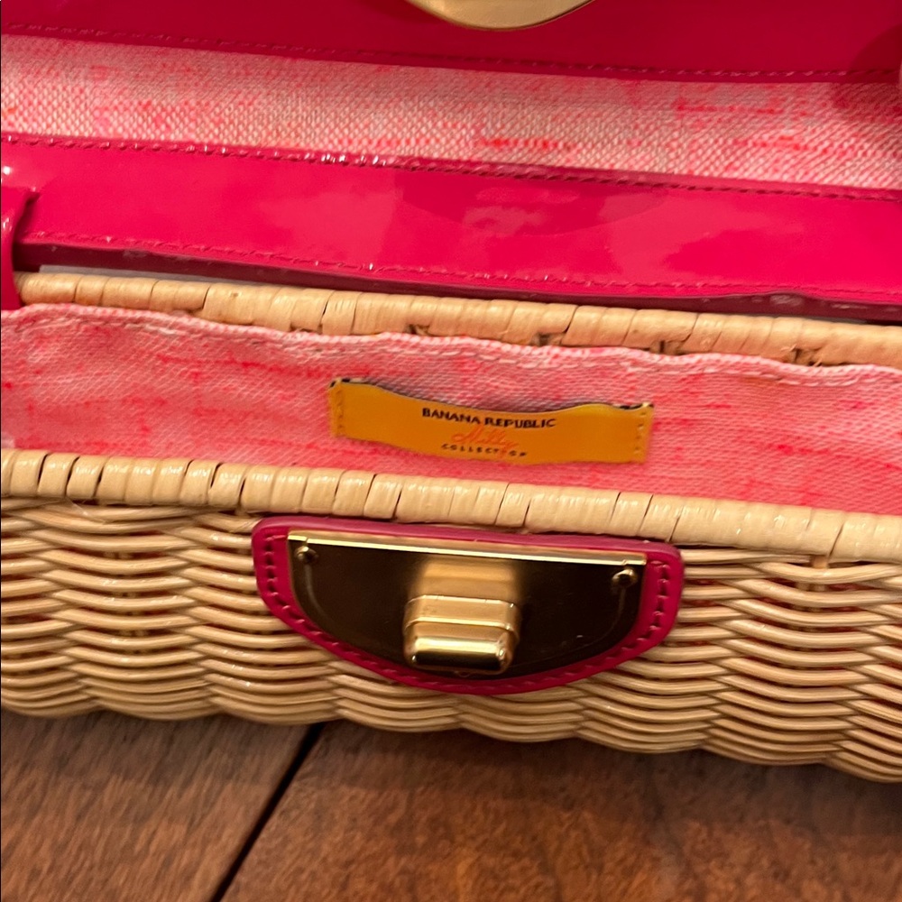 Banana Republic Woven Straw Clutch with Pink Trim and Gold Hardware - Picture 2 of 4